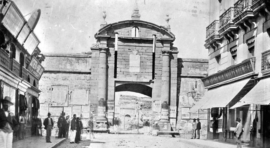 puerta de la ciudadela de montevideo